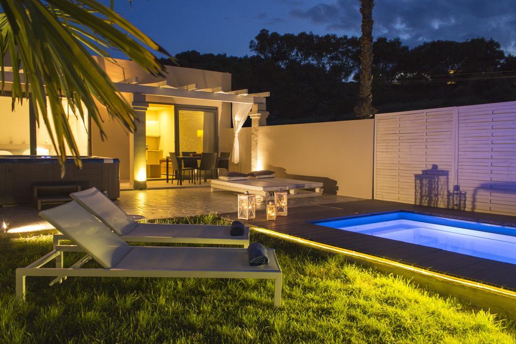 Palms And Spas Villas Retreat Mesongí Exterior foto
